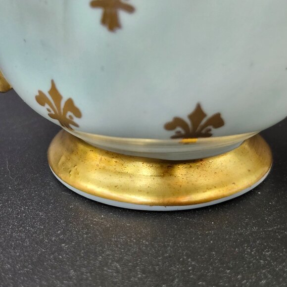 Vintage Aynsley Quatrefoil "Fleur De Lis" Light Blue Tea Cup & Saucer England - Picture 8 of 10